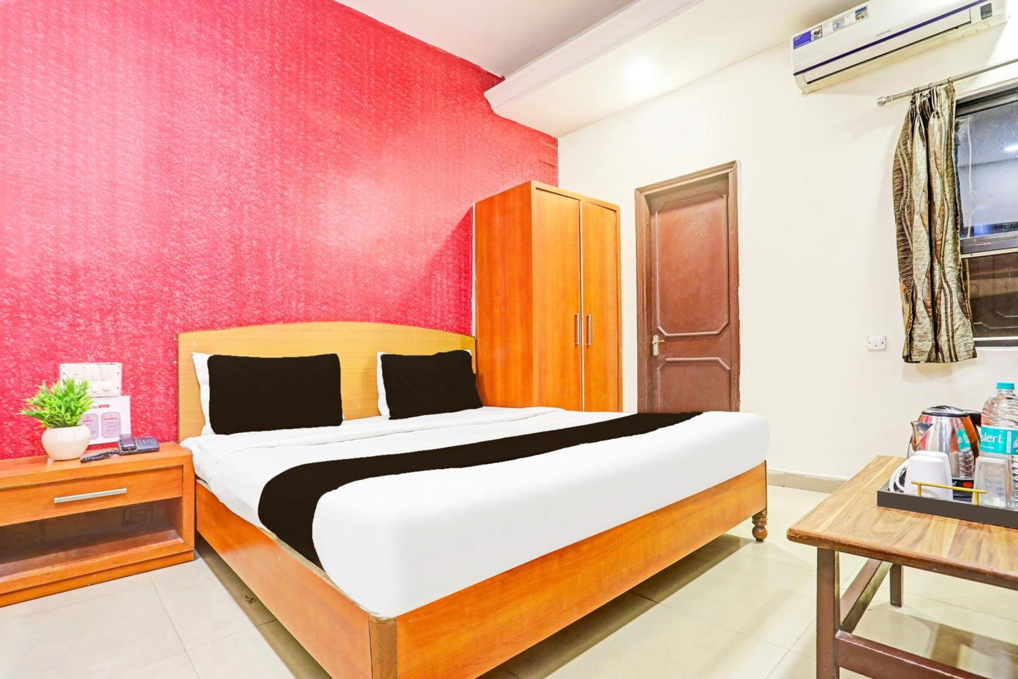 Super Hotel O Jaistambh Chowk Formerly Guru Kirpa Rāipur Eksteriør billede