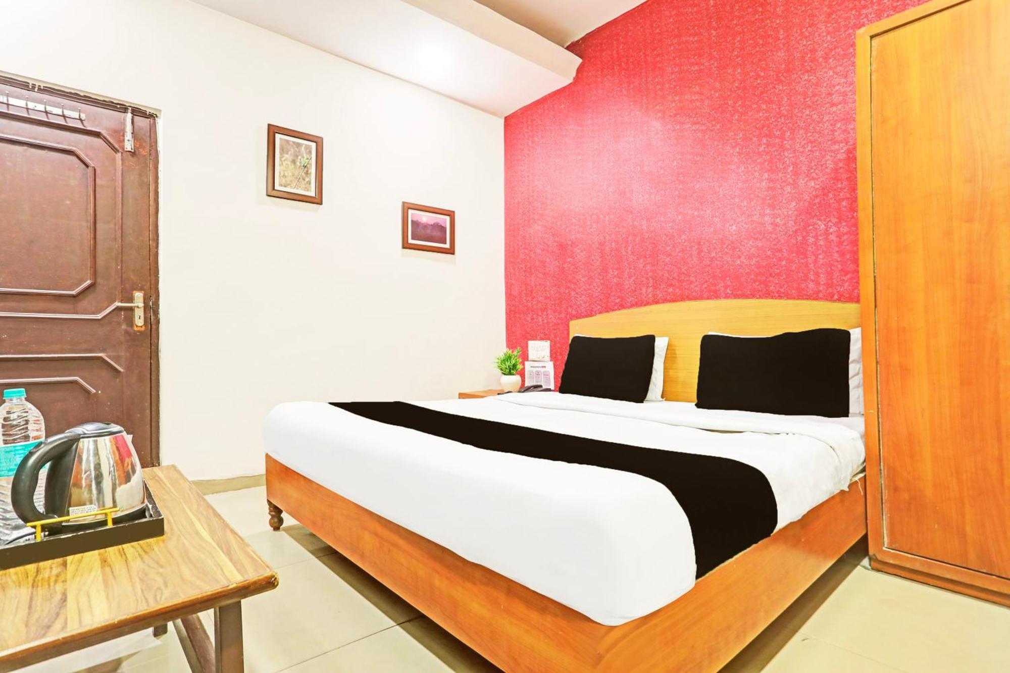 Super Hotel O Jaistambh Chowk Formerly Guru Kirpa Rāipur Eksteriør billede