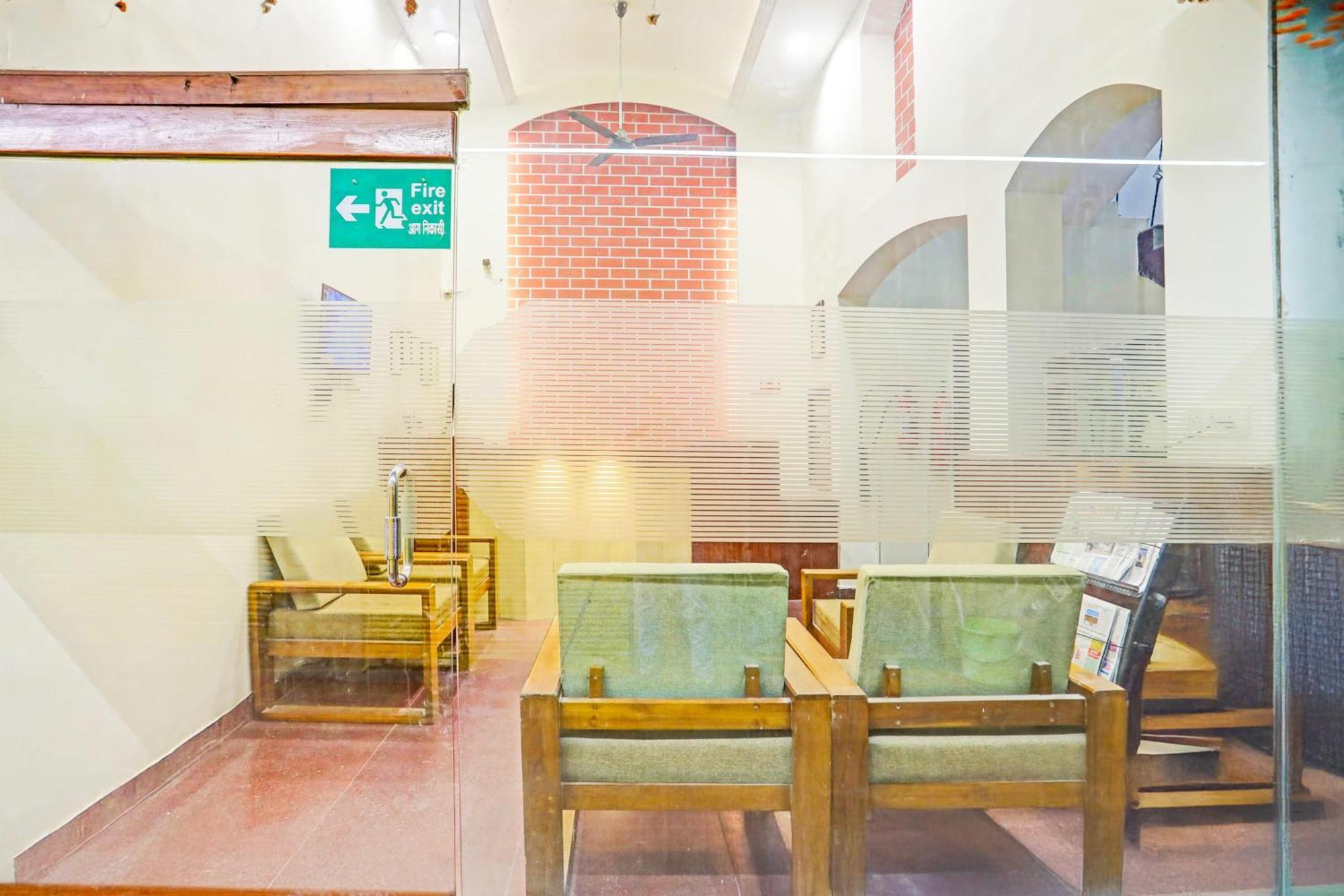 Super Hotel O Jaistambh Chowk Formerly Guru Kirpa Rāipur Eksteriør billede